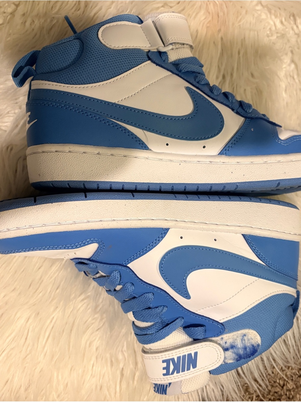 Nike Kids Mid-Top Sneakers in White & University Blue